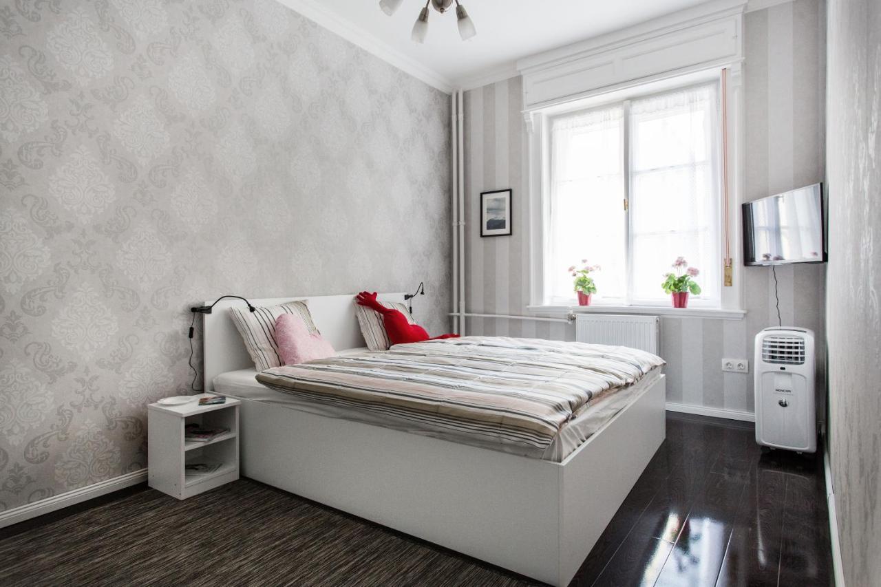 The Little Pearl Close To Westend Budapest Exteriör bild