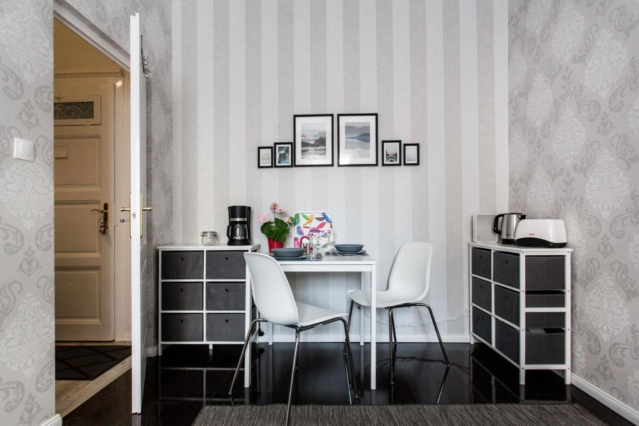 The Little Pearl Close To Westend Budapest Exteriör bild