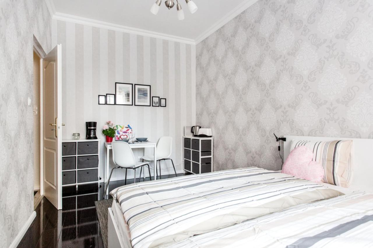 The Little Pearl Close To Westend Budapest Exteriör bild