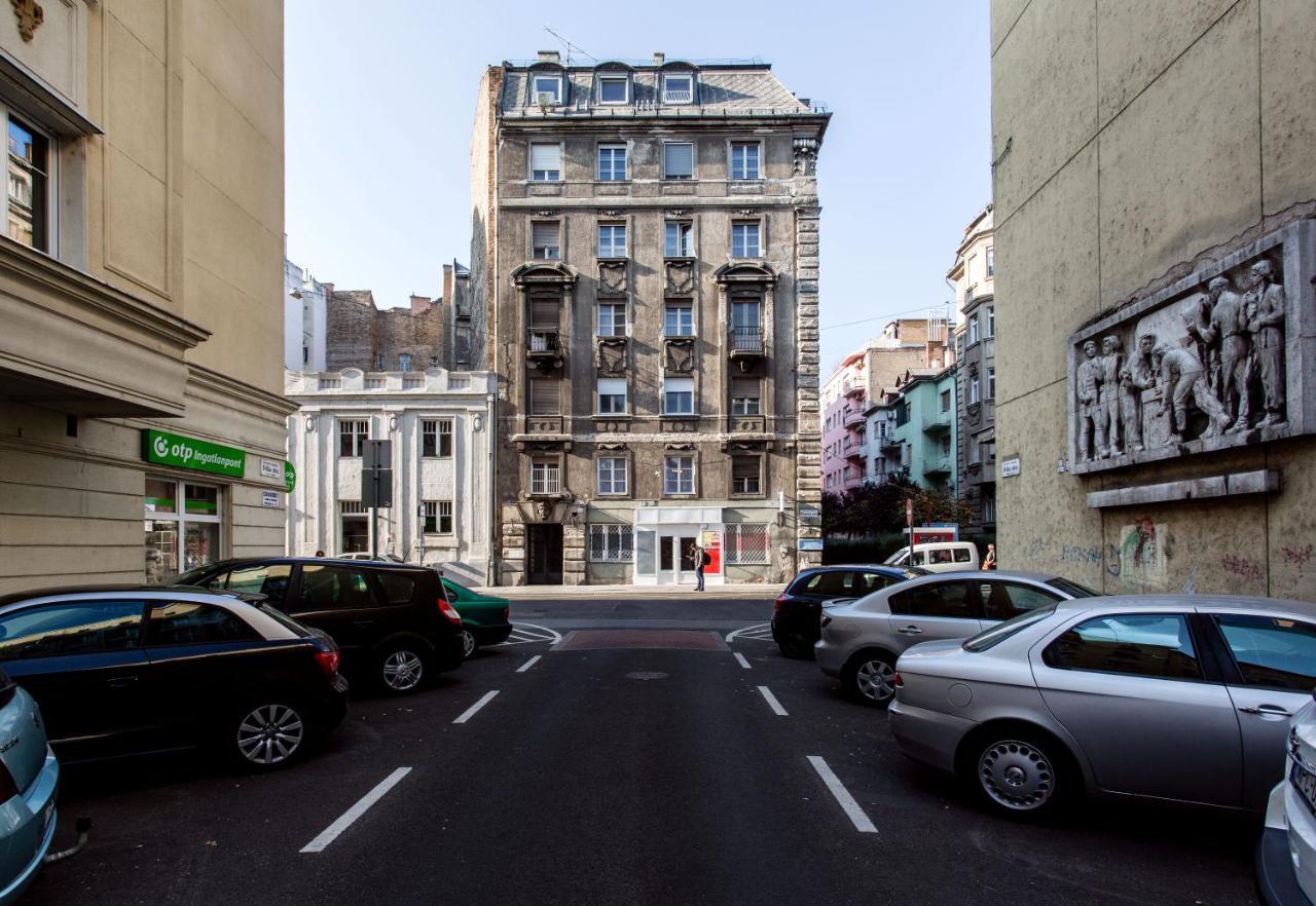 The Little Pearl Close To Westend Budapest Exteriör bild
