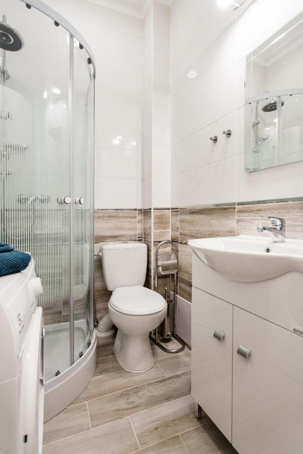The Little Pearl Close To Westend Budapest Exteriör bild